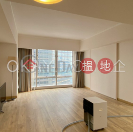Tasteful 1 bedroom on high floor | Rental | Convention Plaza Apartments 會展中心會景閣 _0