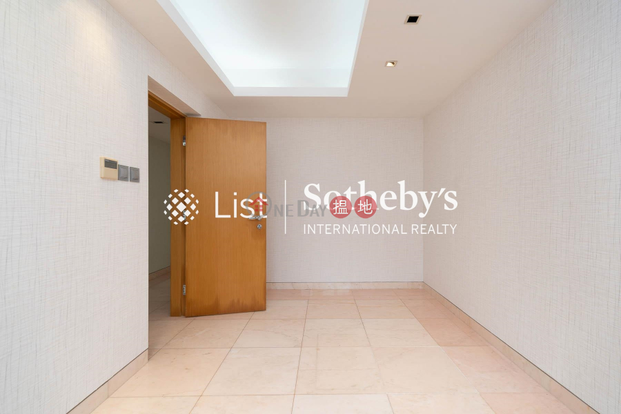HK$ 100,000/ month Dynasty Court, Central District Property for Rent at Dynasty Court with 3 Bedrooms