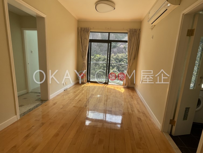 HK$ 14M, Scenecliff | Western District, Popular 2 bedroom on high floor with balcony | For Sale