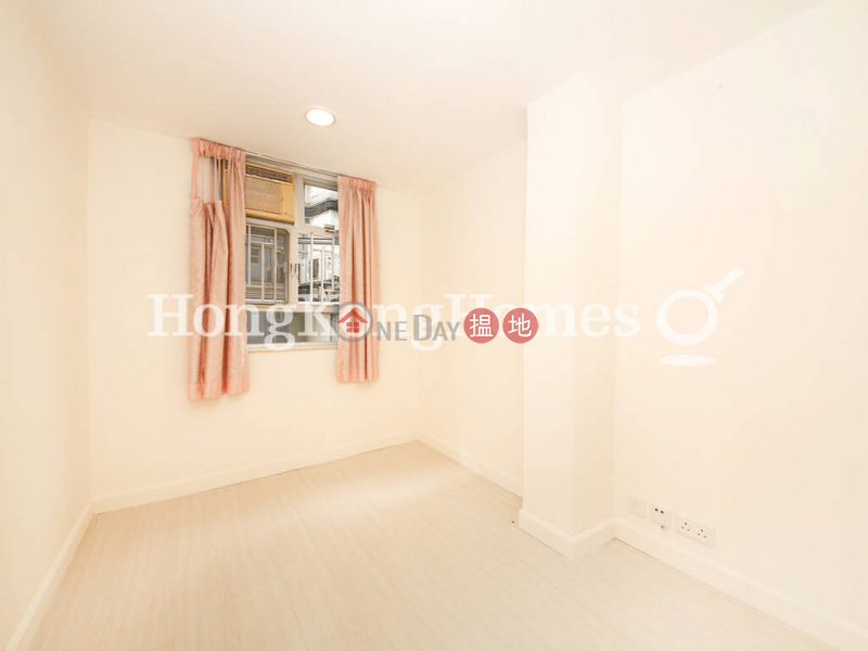 3 Bedroom Family Unit for Rent at Wah Ying Building | Wah Ying Building 華英大廈 Rental Listings