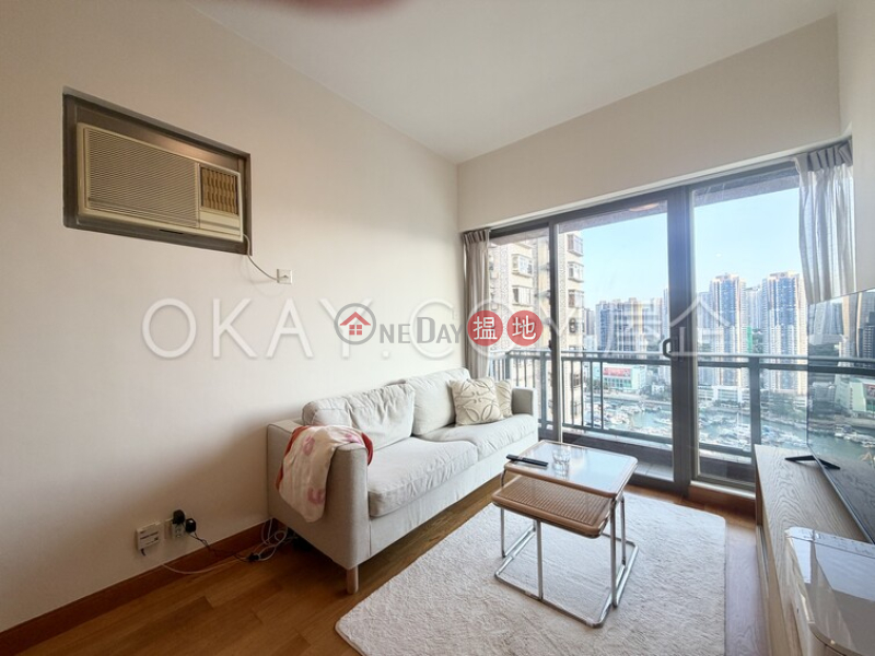 Charming 2 bedroom with harbour views & balcony | Rental | Jadewater 南灣御園 Rental Listings