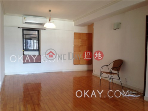Charming 3 bedroom in Mid-levels West | For Sale | The Grand Panorama 嘉兆臺 _0