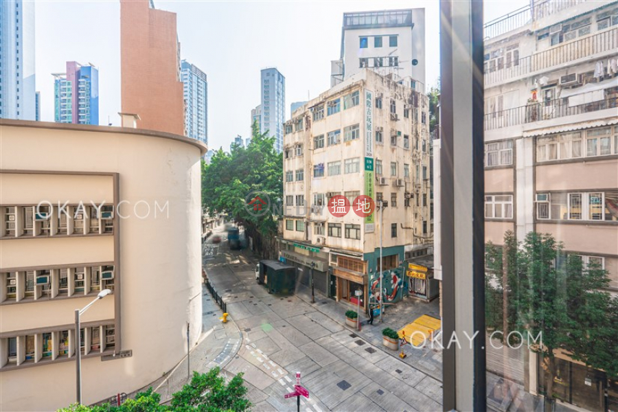 Practical 2 bedroom in Sheung Wan | Rental | Hollywood Terrace 荷李活華庭 Rental Listings