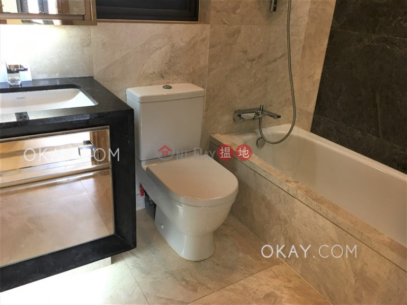 Nicely kept 3 bedroom with balcony | Rental | 9 Austin Road West | Yau Tsim Mong Hong Kong, Rental | HK$ 39,000/ month