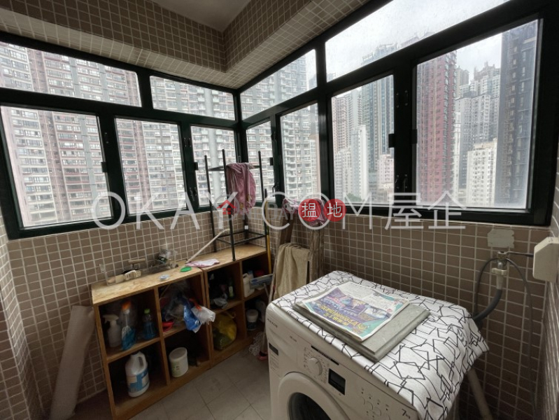 HK$ 33,000/ month, Dragon Court | Western District, Charming 3 bedroom on high floor with sea views | Rental