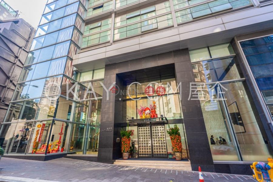 HK$ 26,000/ 月聚賢居中區-2房1廁,極高層,星級會所,露台聚賢居出租單位