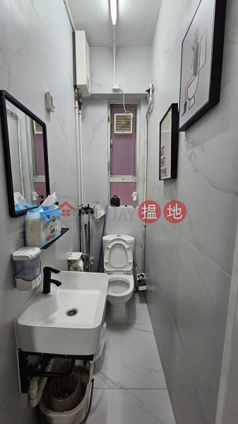 TEL: 98755238, 9-17 Tin Lok Lane | Wan Chai District, Hong Kong, Rental | HK$ 15,900/ month