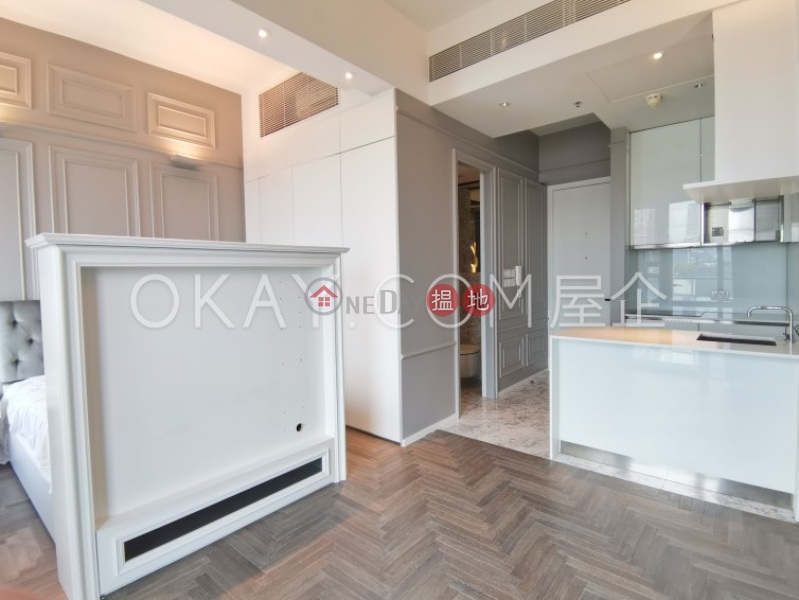 Cozy 1 bedroom with harbour views & balcony | Rental | The Gloucester 尚匯 Rental Listings