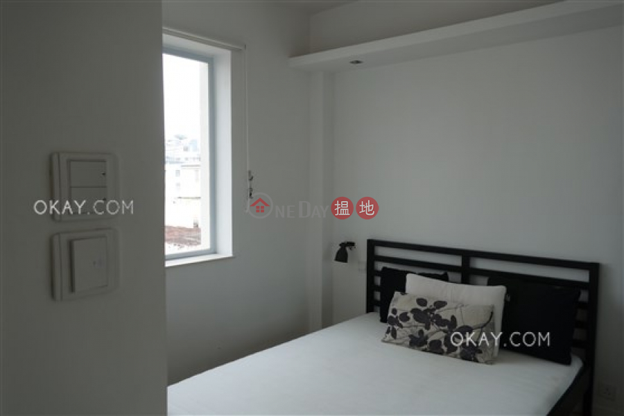 HK$ 35,000/ month Kingston Building Block B, Wan Chai District, Lovely 2 bedroom with balcony | Rental