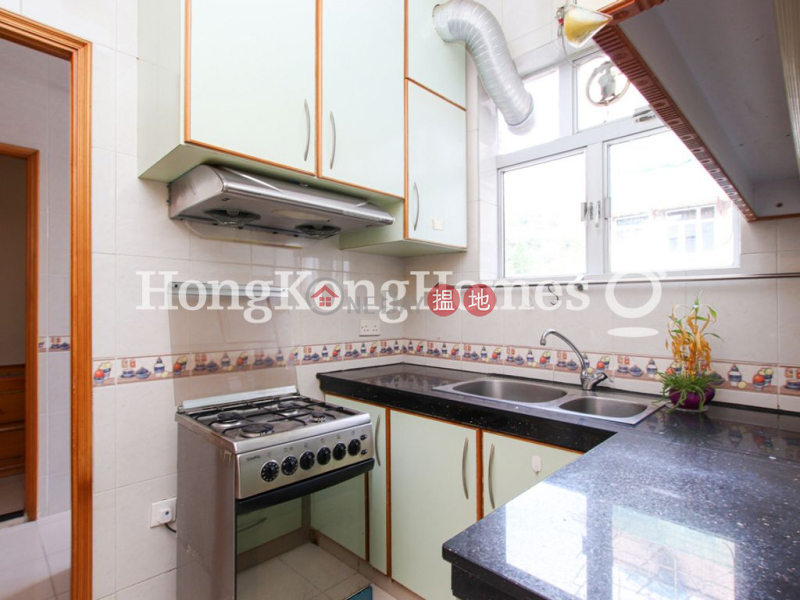 Property Search Hong Kong | OneDay | Residential Rental Listings | 3 Bedroom Family Unit for Rent at 130-132 Green Lane Court