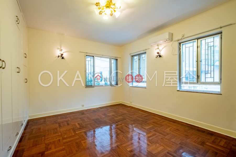 HK$ 39M | Grand House, Central District Stylish 3 bedroom with terrace, balcony | For Sale