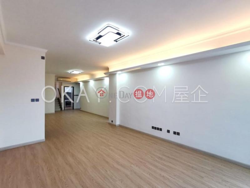 Gorgeous 3 bedroom with balcony & parking | For Sale | 24 Razor Hill Road | Sai Kung, Hong Kong Sales HK$ 18.5M