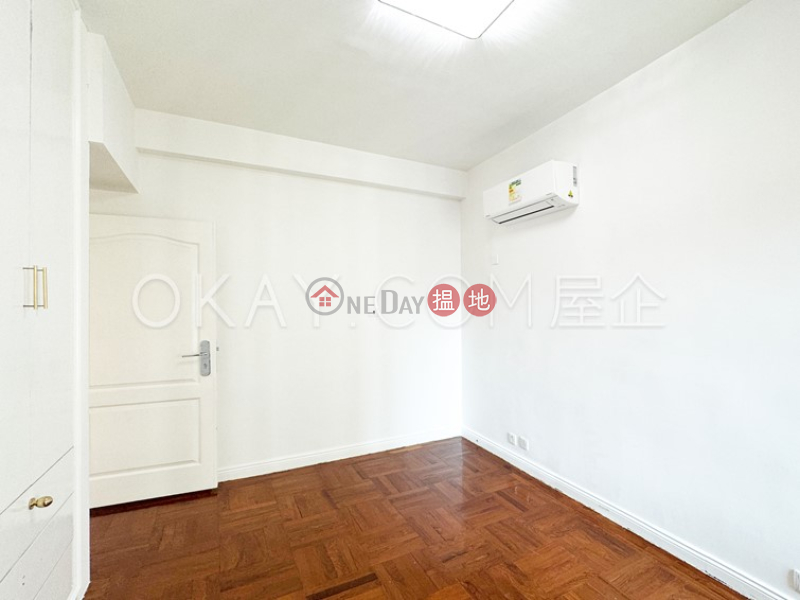 2房1廁,星級會所曉峰閣出租單位18舊山頂道 | 中區-香港-出租-HK$ 36,000/ 月