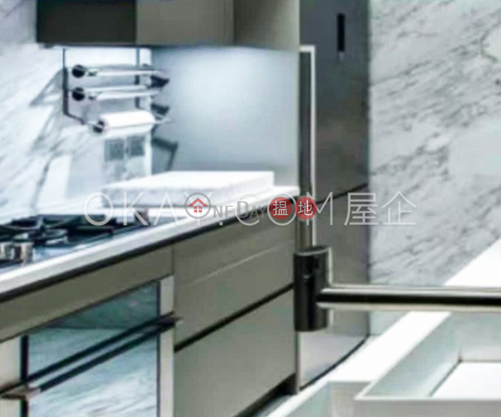Elegant 1 bedroom in Mid-levels Central | For Sale | Pak Fai Mansion 百輝大廈 Sales Listings