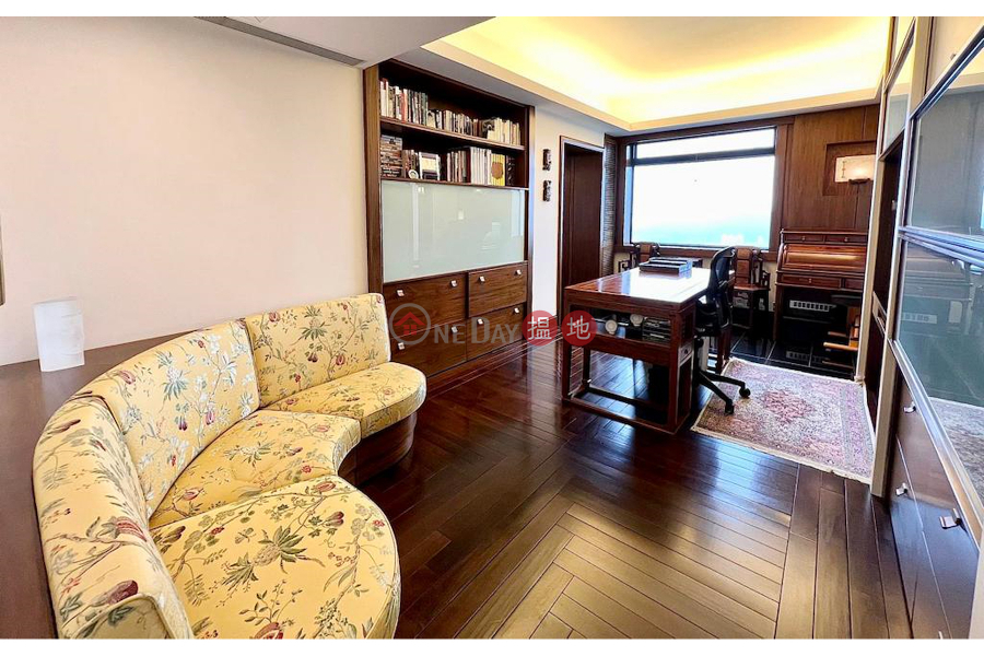 Property for Sale at White Jade with 4 Bedrooms | White Jade 白壁 Sales Listings