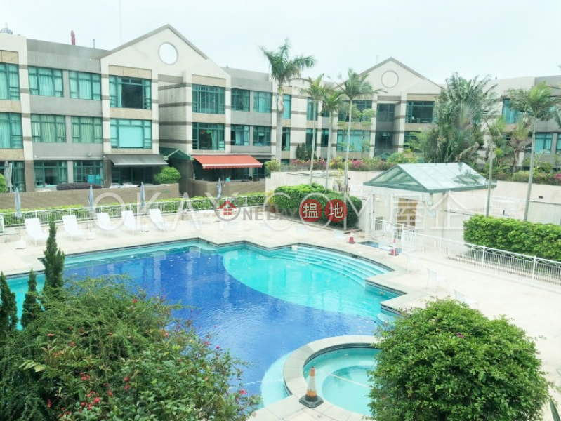 Nicely kept 2 bedroom with parking | For Sale | Stanford Villa Block 2 旭逸居2座 Sales Listings