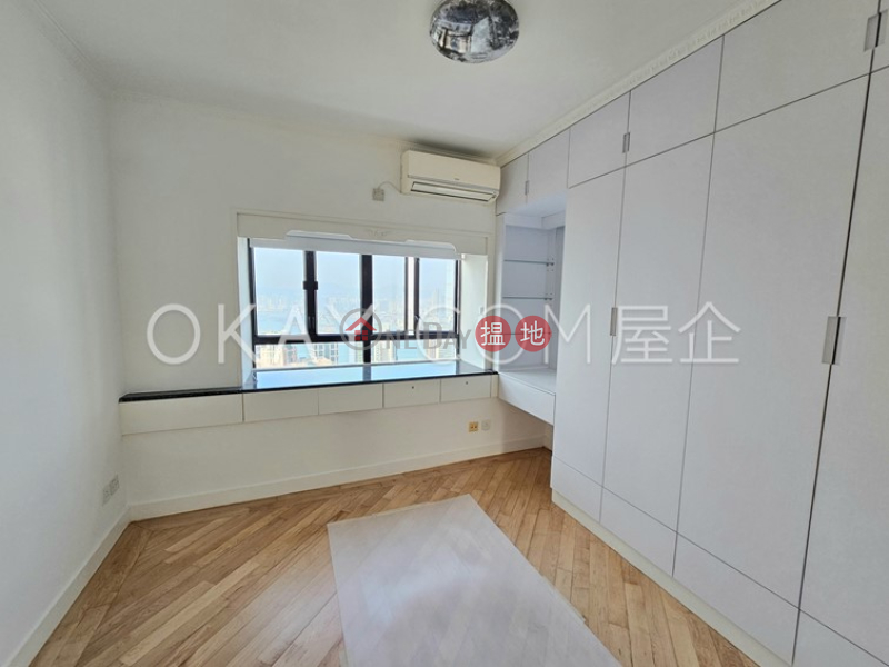 3房2廁,極高層,頂層單位,獨立屋俊賢花園出售單位|俊賢花園(Lyttelton Garden)出售樓盤 (OKAY-S49247)