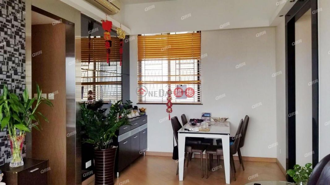 Property Search Hong Kong | OneDay | Residential, Sales Listings, Emerald Green Block 6 | 3 bedroom Flat for Sale