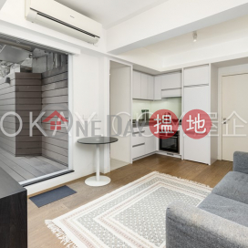 Lovely 1 bedroom with harbour views & terrace | For Sale