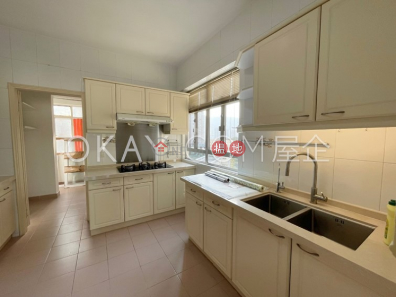 HK$ 56,000/ month Dragon Garden | Wan Chai District | Efficient 3 bed on high floor with balcony & parking | Rental