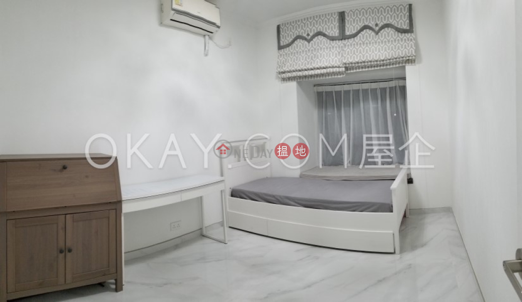 Property Search Hong Kong | OneDay | Residential, Sales Listings Tasteful 3 bedroom in Mid-levels West | For Sale