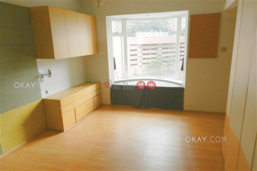 HK$ 125,000/ month, Garden Terrace | Central District | Efficient 4 bedroom with balcony & parking | Rental