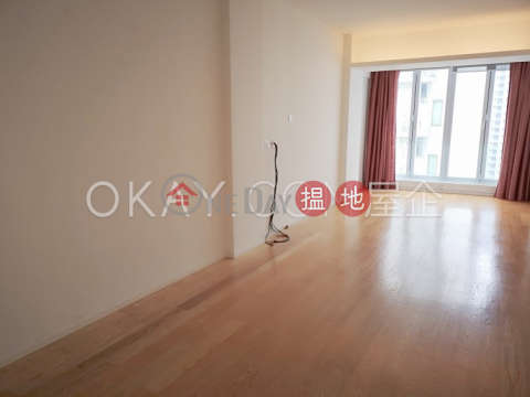 Unique 2 bedroom with rooftop & balcony | Rental | 5H Bowen Road 寶雲道5H號 _0