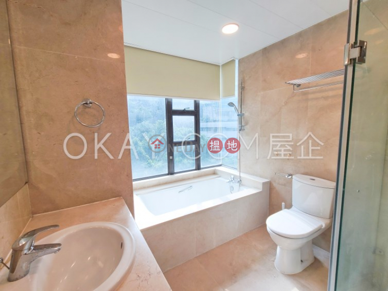 Luxurious 3 bedroom in Mid-levels Central | Rental | Fairlane Tower 寶雲山莊 Rental Listings