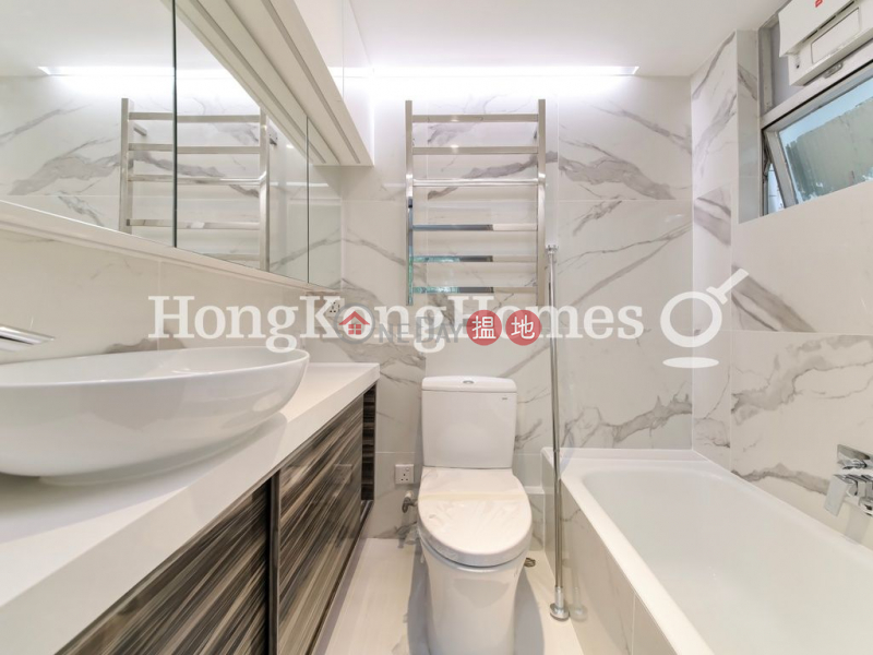 3 Bedroom Family Unit for Rent at Block 2 Phoenix Court, 39 Kennedy Road | Wan Chai District Hong Kong | Rental | HK$ 37,000/ month