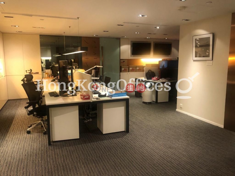 HK$ 104,400/ month Lippo Centre | Central District | Office Unit for Rent at Lippo Centre