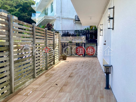 Unique house with rooftop, terrace & balcony | For Sale | No. 1A Pan Long Wan 檳榔灣1A號 _0