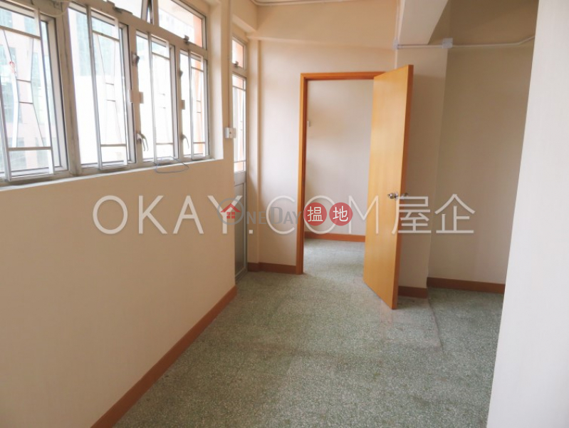 Tasteful 2 bedroom on high floor with balcony | Rental | Western House 西都大廈 Rental Listings