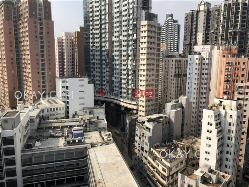 HK$ 26,800/ month | Resiglow Pokfulam | Western District Practical 1 bedroom on high floor with balcony | Rental