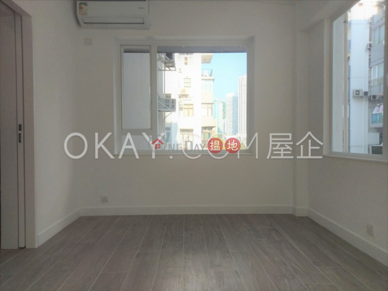 HK$ 56,000/ month | Clarke Mansion Wan Chai District | Lovely 3 bedroom with balcony | Rental