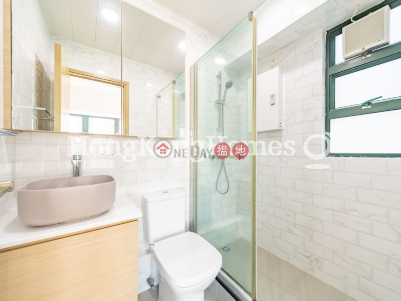 2 Bedroom Unit for Rent at Dragon Court 28 Caine Road | Western District, Hong Kong Rental HK$ 39,000/ month