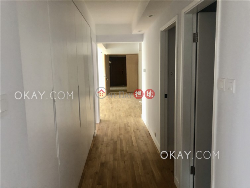 Efficient 4 bedroom with balcony & parking | Rental | Borrett Mansions 寶德臺 Rental Listings
