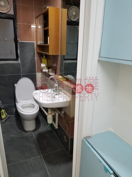 HK$ 16,500/ month | New Trend Centre | Wong Tai Sin District | 單位企理，開揚，內廁