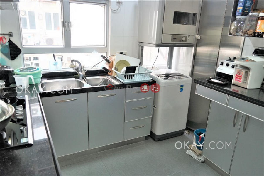 HK$ 62,000/ month Realty Gardens, Western District Efficient 2 bed on high floor with balcony & parking | Rental