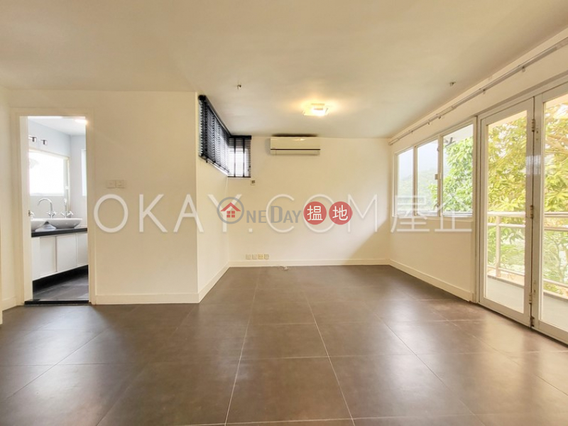 HK$ 19M | Cotton Tree Villas | Sai Kung | Stylish house with rooftop, balcony | For Sale