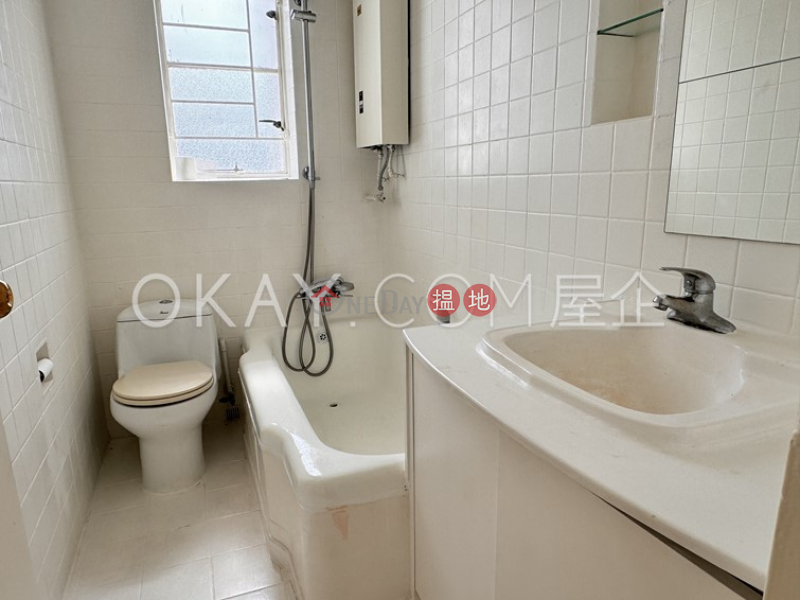 Efficient 3 bed on high floor with balcony & parking | Rental | Country Apartments 南郊別墅 Rental Listings