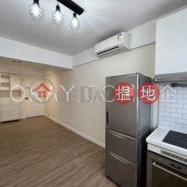 Practical 2 bedroom with balcony | For Sale | King Cheung Mansion 景祥大樓 _0