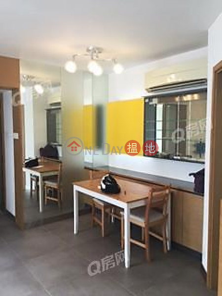 HK$ 26,500/ month, South Horizons Phase 2, Yee Moon Court Block 12 Southern District, South Horizons Phase 2, Yee Moon Court Block 12 | 3 bedroom High Floor Flat for Rent