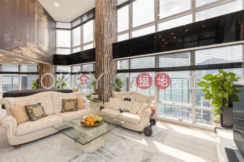 Stylish 3 bedroom on high floor | Rental, Convention Plaza Apartments 會展中心會景閣 | Wan Chai District (OKAY-R7998)_0