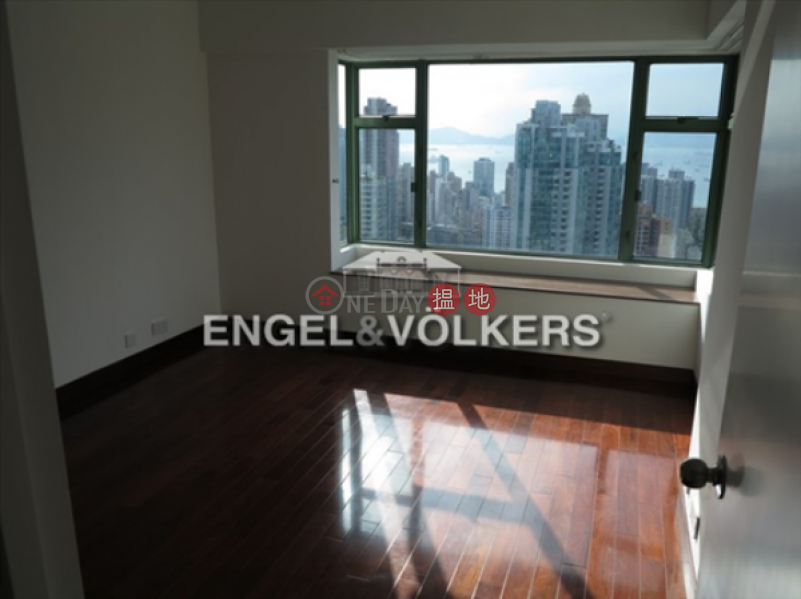HK$ 35M | Robinson Place, Western District | 3 Bedroom Family Flat for Sale in Mid Levels West