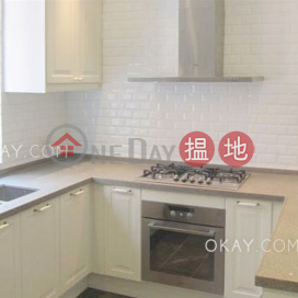 Rare 2 bedroom with balcony | Rental, 31-33 Village Terrace 山村臺 31-33 號 | Wan Chai District (OKAY-R75141)_0