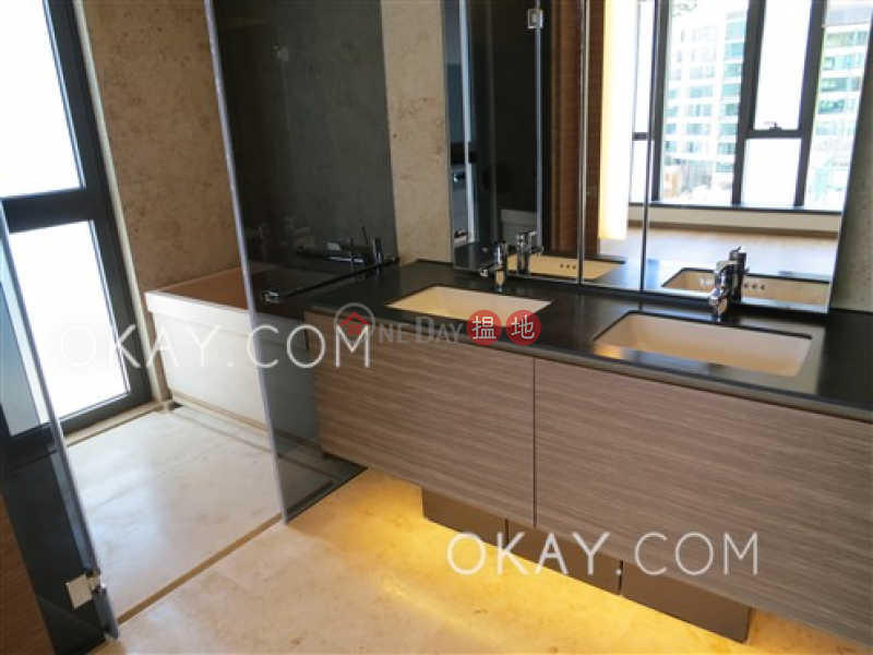 Lovely penthouse with sea views, rooftop & balcony | Rental | No.7 South Bay Close Block A 南灣坊7號 A座 Rental Listings