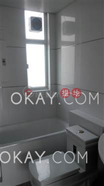 HK$ 38,500/ month, One Kowloon Peak, Tsuen Wan, Gorgeous 3 bedroom on high floor with balcony & parking | Rental