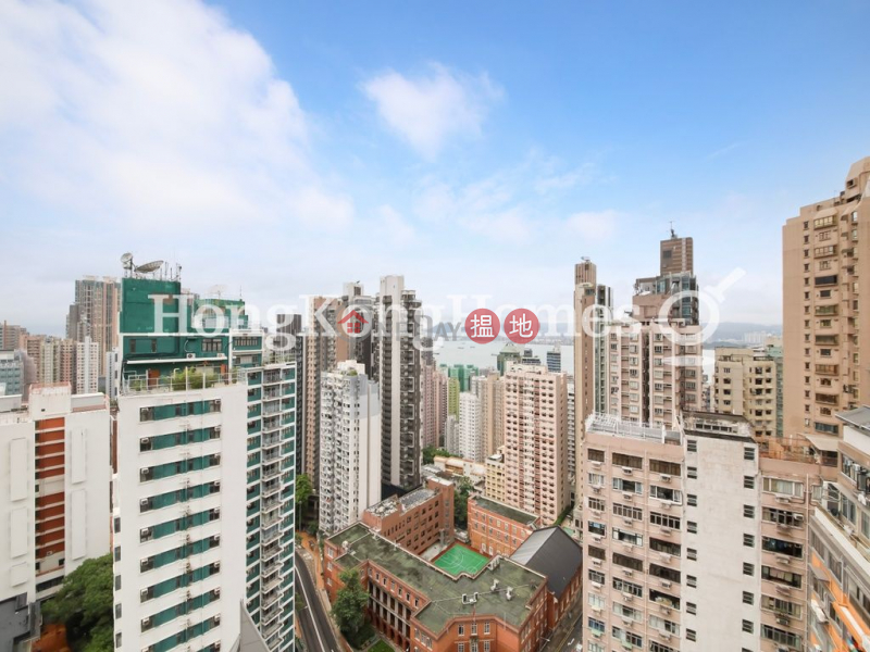 Property Search Hong Kong | OneDay | Residential Rental Listings 3 Bedroom Family Unit for Rent at Honiton Building