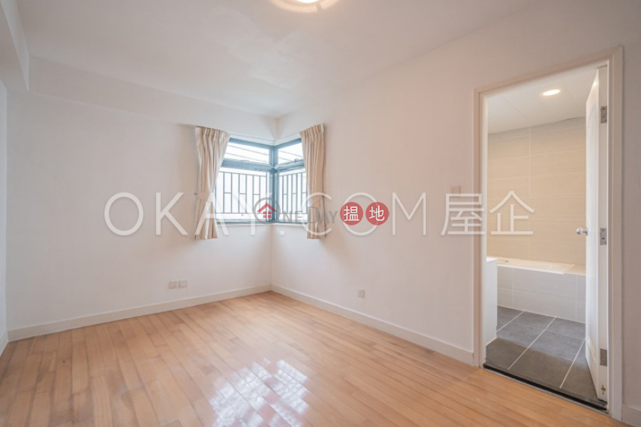 HK$ 75,000/ month Floral Villas Sai Kung, Rare house with terrace, balcony | Rental