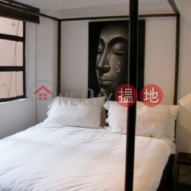 Private Roof, bright and convenient location | 18 Shelley Street 些利街18號 _0